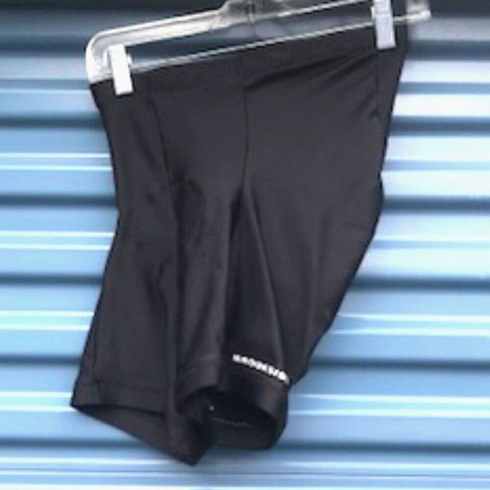 Bicycle Fitness Shorts . Size: Medium {38-40} . Brookside